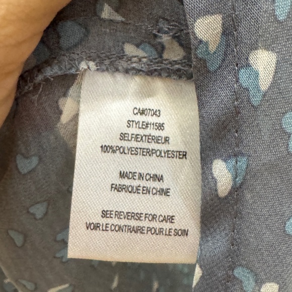 Daniel Rainn Gray Sleeveless Blouse - Picture 2 of 9